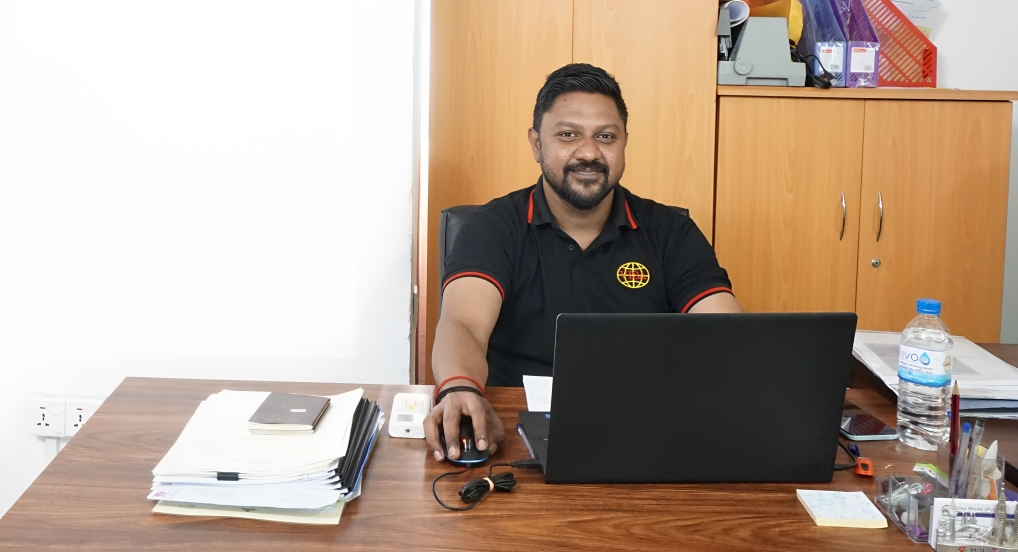 Manager Visa Department Praveen